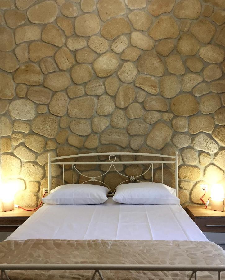 Vila Amfithea House Siviri Exteriér fotografie